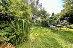 Photo 6- click for photo gallery